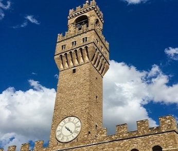 Veduta della Torre d'Arnolfo di Palazzo Vecchio a Firenze