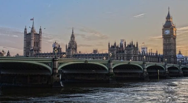 Vista su Londra con Tower bridge