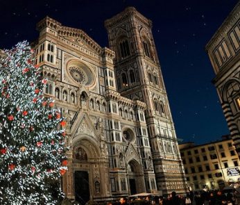 Firenze addobbata a Natale